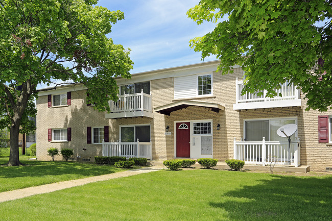 The Oaks on Lincoln in Oak Park, MI - Foto de edificio - Building Photo