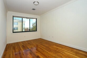 85 Maple St in Weehawken, NJ - Building Photo - Building Photo