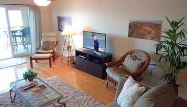 1305 S Atlantic Ave, Unit Hacienda Del Mar #370 in Cocoa Beach, FL - Foto de edificio - Building Photo