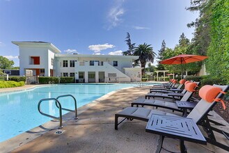 The Parc at Pruneyard in Campbell, CA - Building Photo - Building Photo