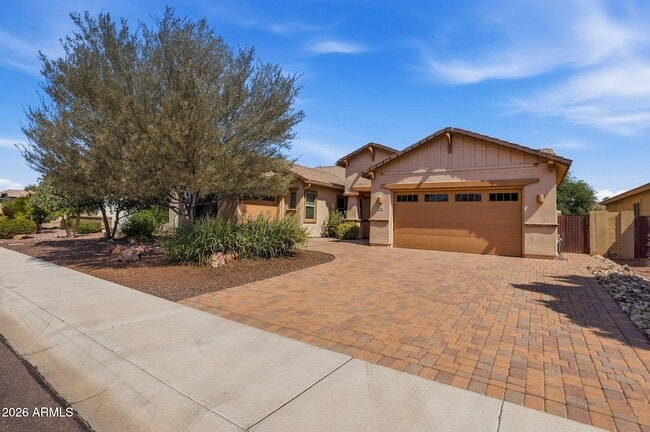 property at 1142 E Bajor St