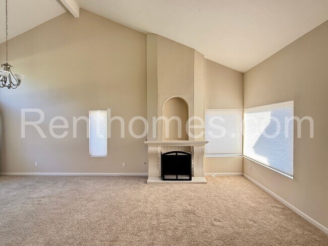 371 Compass Rd in Oceanside, CA - Building Photo - Building Photo