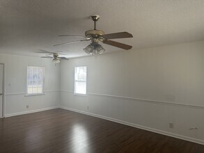 218 Donavon Dr in Spartanburg, SC - Building Photo - Building Photo