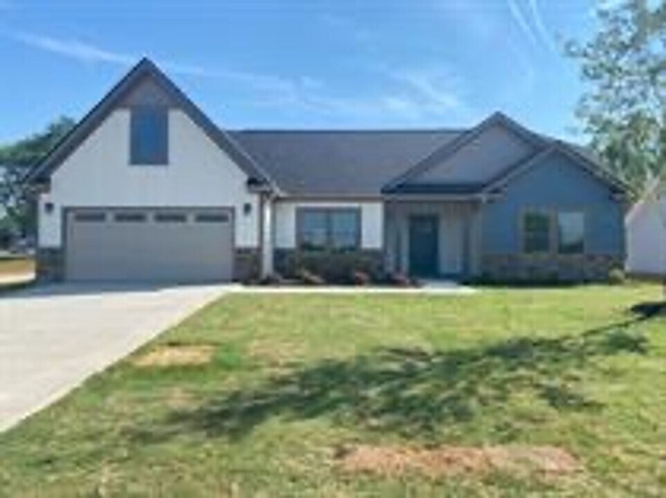 229 Aldrich Rd in Chesnee, SC - Building Photo