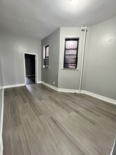 11 Saint Pauls Ave, Unit 4R in Jersey City, NJ - Building Photo - Building Photo
