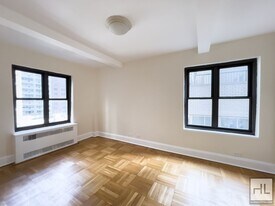 EAST 56 STREET in New York, NY - Building Photo