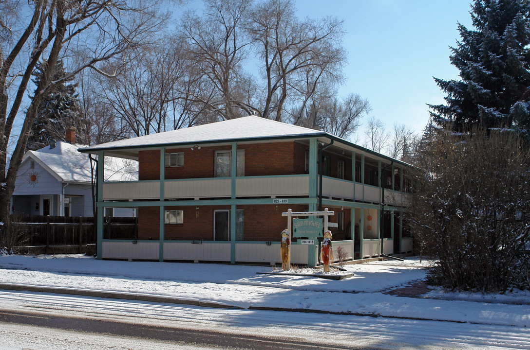 San Miguel Apartments in Colorado Springs, CO - Building Photo