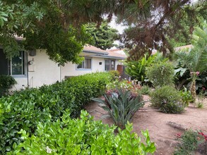 4996 Foothill Rd in Carpinteria, CA - Building Photo - Building Photo