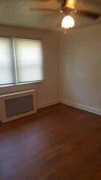 4017 Biddison Ln photo'