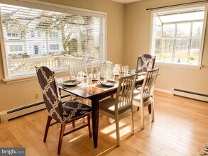 122 W Bay View Dr in Annapolis, MD - Building Photo - Building Photo