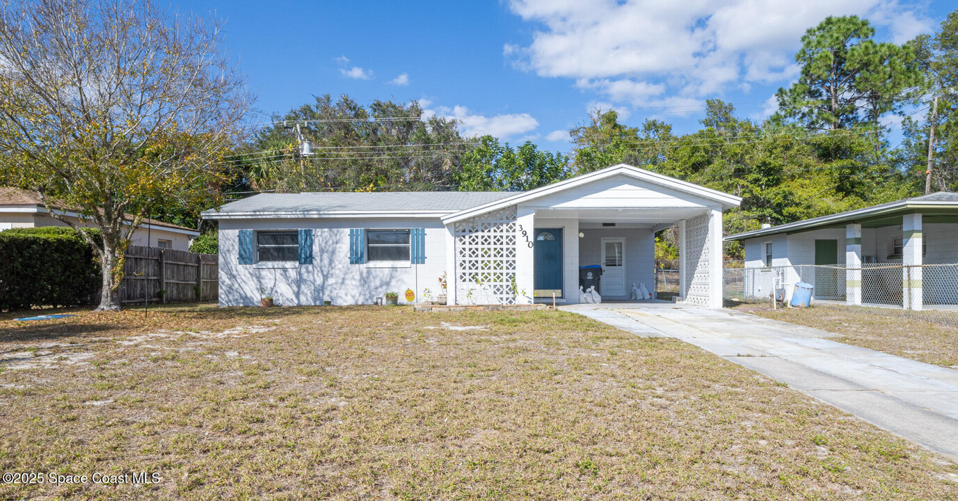 3910 Baker Ave in Titusville, FL - Building Photo