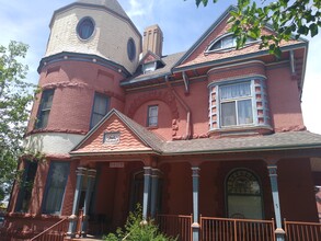 1409 Craig St in Pueblo, CO - Foto de edificio - Building Photo