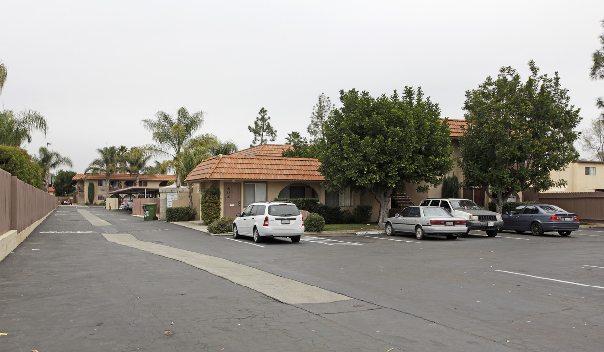 West Winds in Escondido, CA - Building Photo