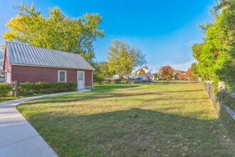 61 Pleasant St in Southampton, NJ - Building Photo - Building Photo