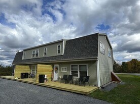19 Dirigo Rd in South China, ME - Building Photo
