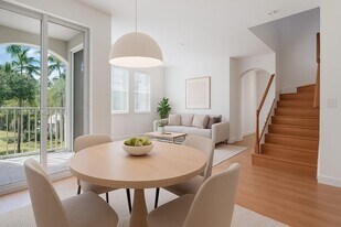 4371 SW 160th Ave in Miramar, FL - Building Photo