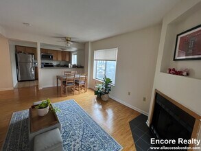 32 Soden St, Unit 345F-503 in Cambridge, MA - Building Photo - Building Photo