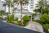 Cayman at the Dunes in Naples, FL - Foto de edificio - Building Photo