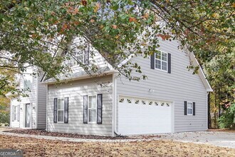 355 Woodstream Dr in Newnan, GA - Building Photo - Building Photo