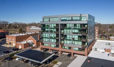 The Bartlett in Durham, NC - Foto de edificio - Building Photo