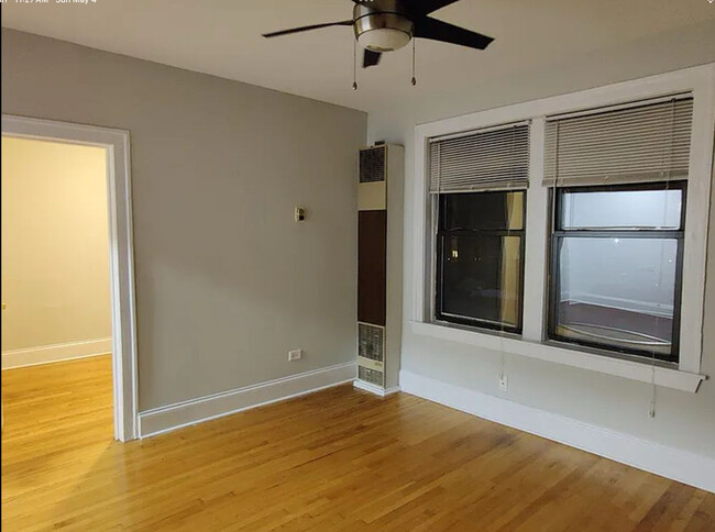3354 N Broadway St, Unit 2R