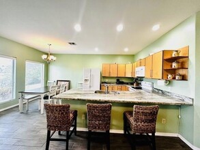 50 Golf House Rd, Unit 107 in Laguna Vista, TX - Building Photo - Building Photo