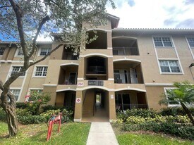 11650 SW 2nd St, Unit 307 in Pembroke Pines, FL - Building Photo