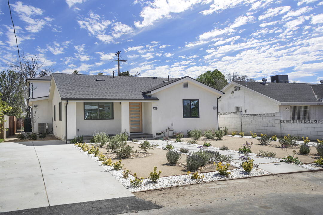 6308 Costello Ave in Van Nuys, CA - Building Photo