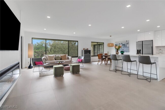 property at 5964 Pelican Bay Blvd