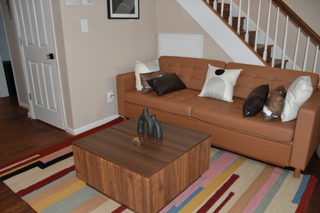 property at 2633 Colebrooke Dr