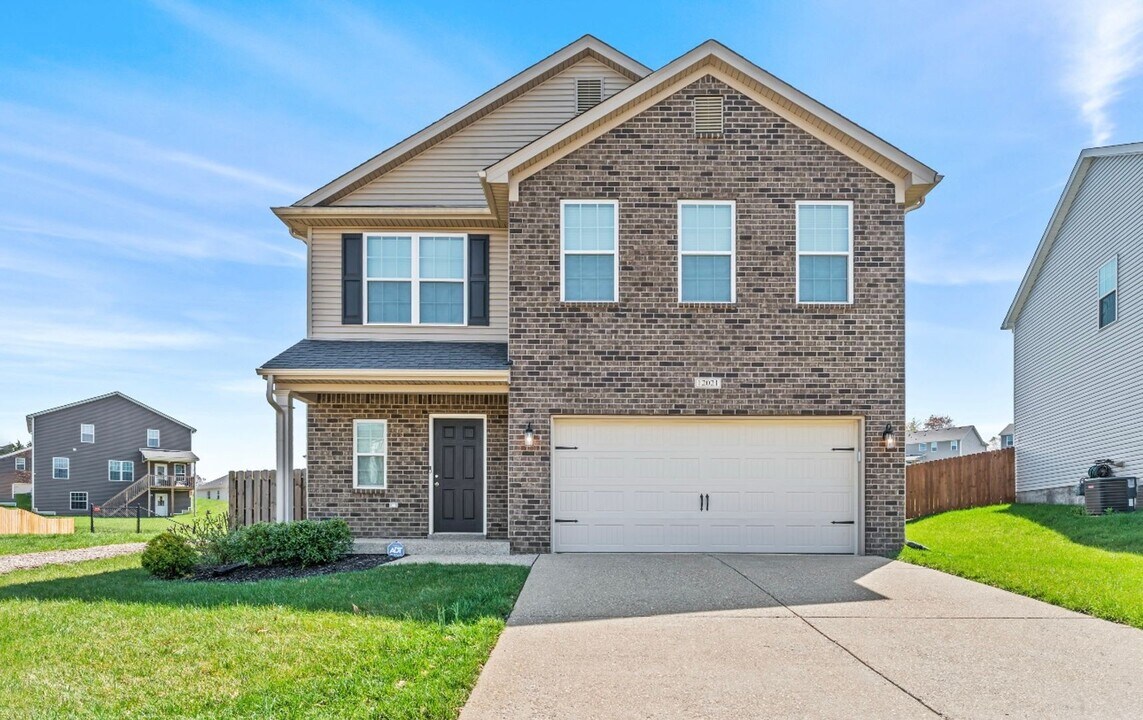 12021 Cascade Falls Trl in Louisville, KY - Building Photo
