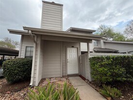 3115 Windchase Blvd in Houston, TX - Building Photo
