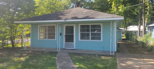 property at 702 W 72nd St