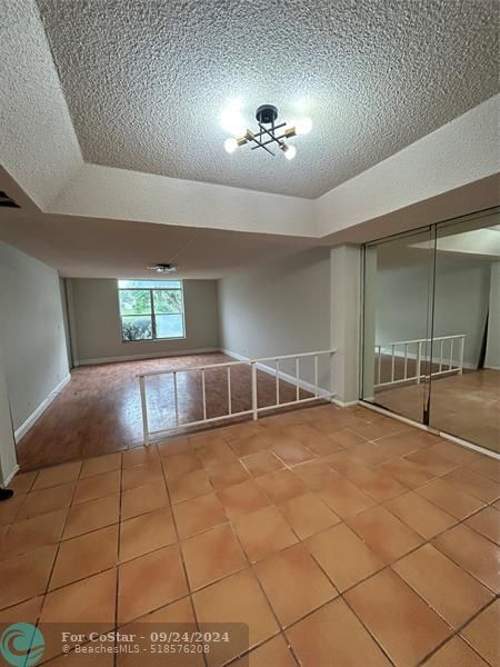 3710 Inverrary Dr in Lauderhill, FL - Building Photo - Building Photo