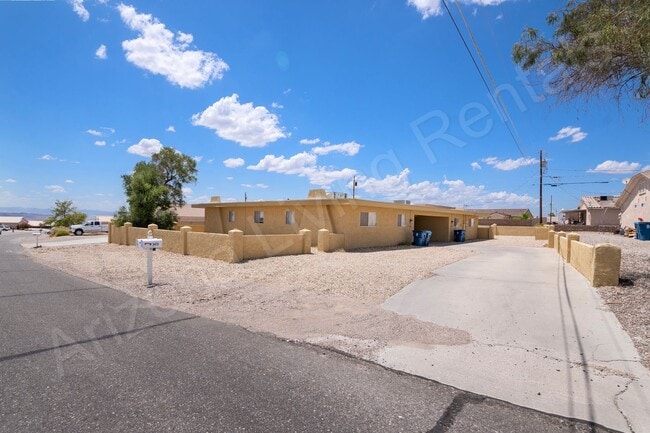 property at 3431 Truckee Dr