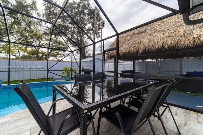 property at 2708 SW 47th St
