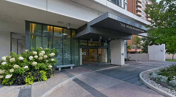 70 Roehampton Ave in Toronto, ON - Building Photo