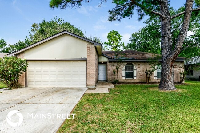 11906 Woolford Dr
