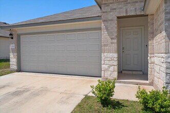 5703 Great Divide Rd in Killeen, TX - Building Photo - Building Photo