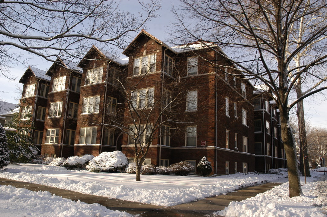 201-207 S Lombard Ave in Oak Park, IL - Building Photo