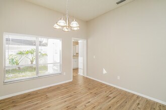 15155 Nighthawk Dr in Tampa, FL - Building Photo - Building Photo