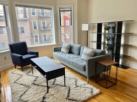 557 5th St in Hoboken, NJ - Building Photo