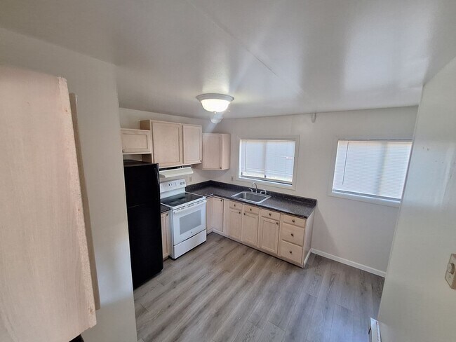 property at 550 W Main St