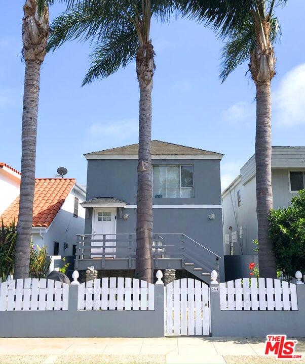 property at 664 Marr St