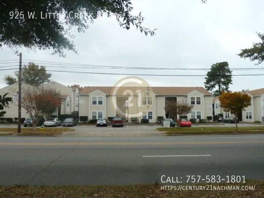 925 W Little Creek Rd in Norfolk, VA - Building Photo