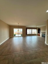 1589 Vicenza Dr in Sparks, NV - Building Photo - Building Photo