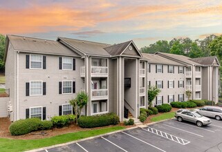 Gregory Lane Apartments in Acworth, GA - Building Photo - Building Photo