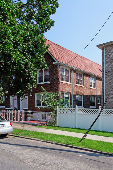 510 Soundview Ave in Bronx, NY - Foto de edificio