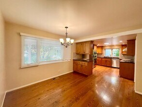 1855 Limetree Ln in Mountain View, CA - Building Photo - Building Photo