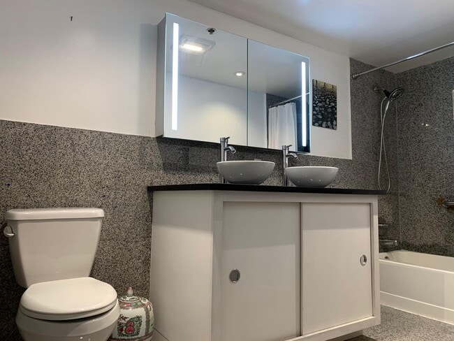 property at 70 Johnes St